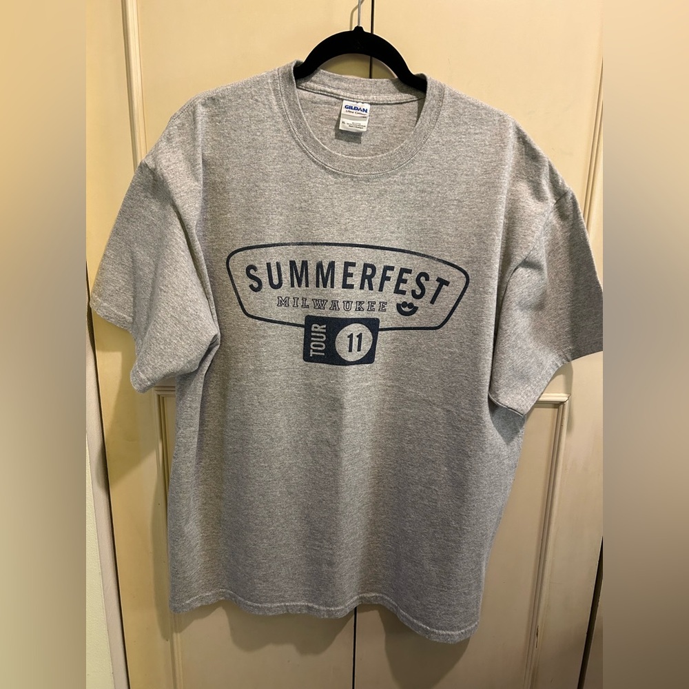 Summerfest T Shirt 2011 XL Music Festival Milwaukee WI USA